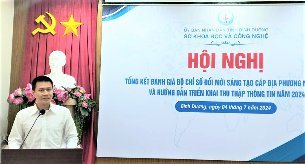 Ông Nguyễn Việt Long, Giám đốc Sở Khoa học và Công nghệ phát biểu tại hội nghị.jpg